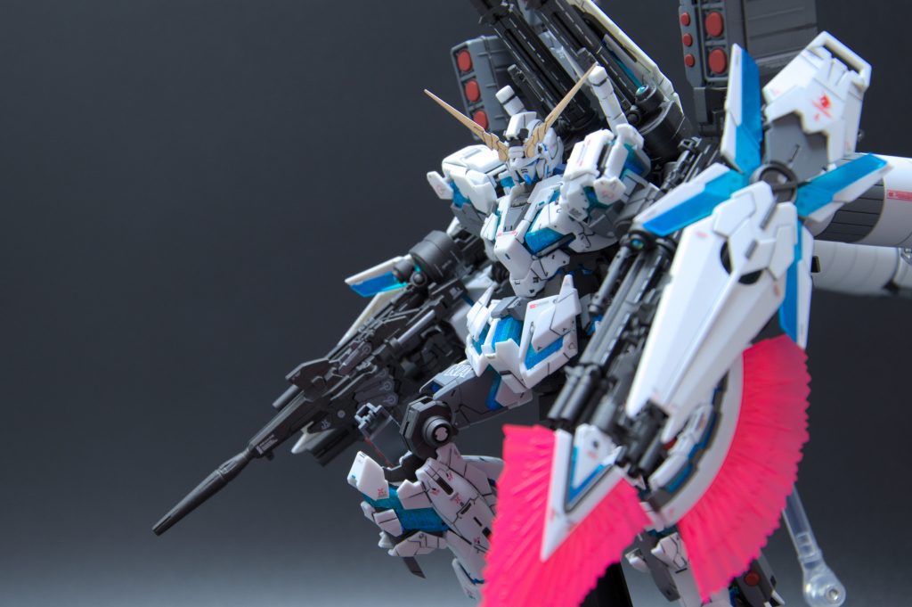 RG フルアーマー・ユニコーンガンダム–3枚目/制作者：Hase205