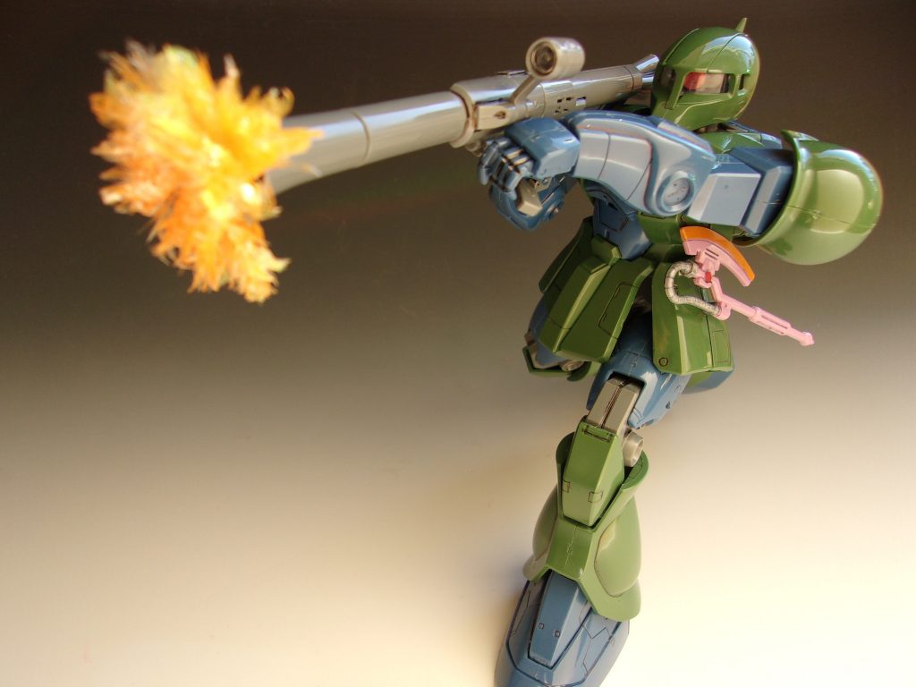 これもマズルサランラップでバズーカを再現。