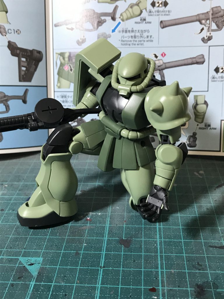 このキット組むのも楽だし良く動くしで作ってて楽しいです。違うカラーリングでも作りたいですね。