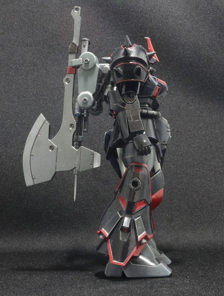 素立ちサイドショット。懸架アームは、グレイズアインのパーツを使用。