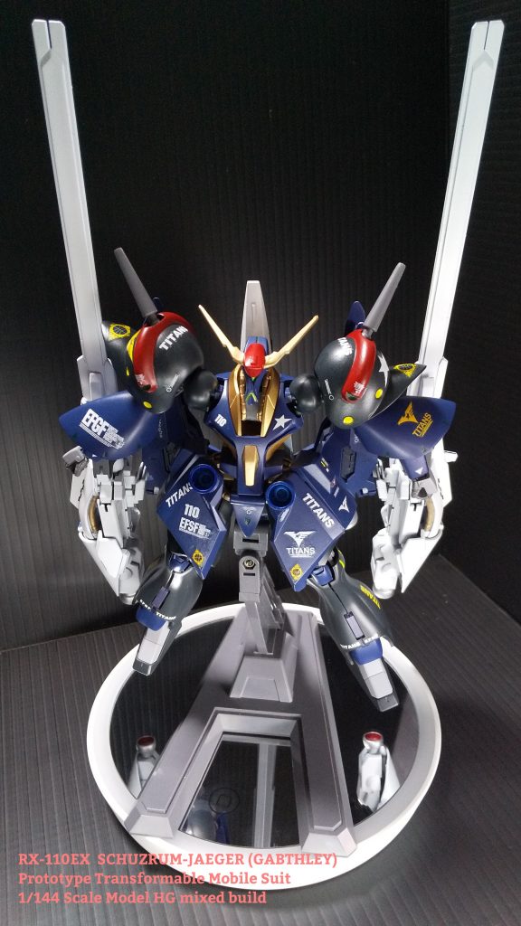 塗装はティターンズカラーにしました。デカールも連邦軍、ティターンズで明確にし、ジェリド・メサのエンブレムである星印をしっかり取り付けています。