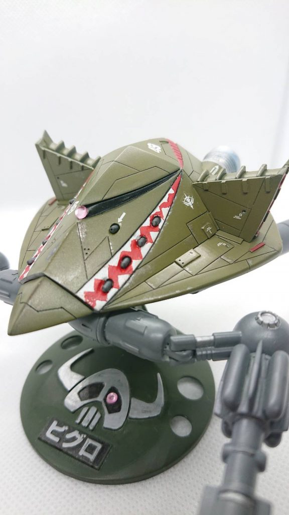 ミサイルは本体を開口、３ミリプラ棒を鉛筆削りで整形してヤスリで整えました。↓部は機銃です。、