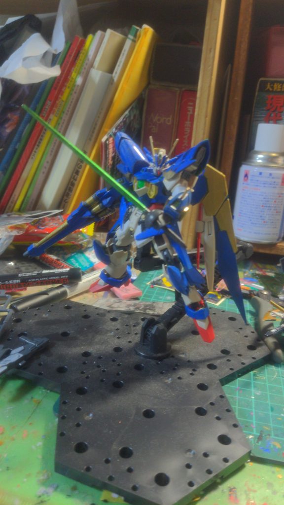 ビームレイピア刺突の他様々な使い方ができるビーム兵器ガンダムフェニーチェの頃から使っているもの