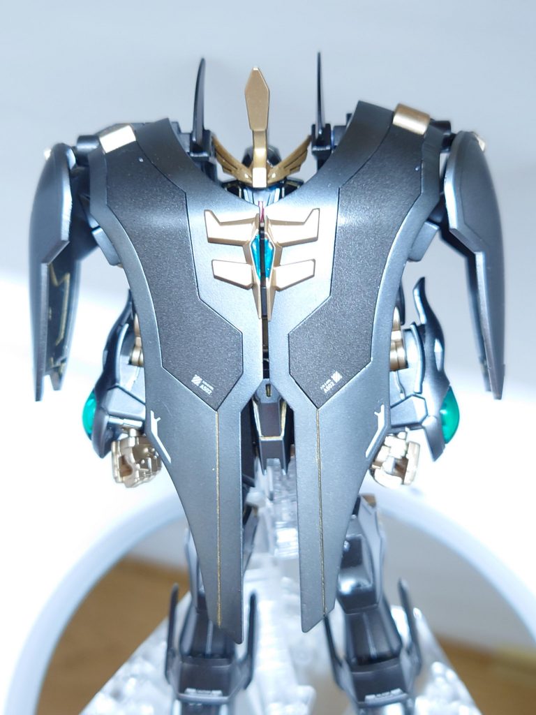 アクティブクロークとじてグリーンが綺麗に収まると良かったんですけどねぇw若干の隙間が残念。でも塗り分けは◎