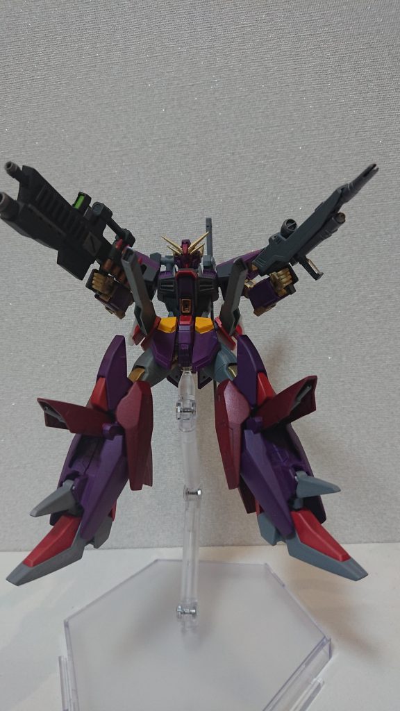 ストフリと言えば、これでも喰らえ!ハイマットフルバースト!このポーズですよね。(笑)