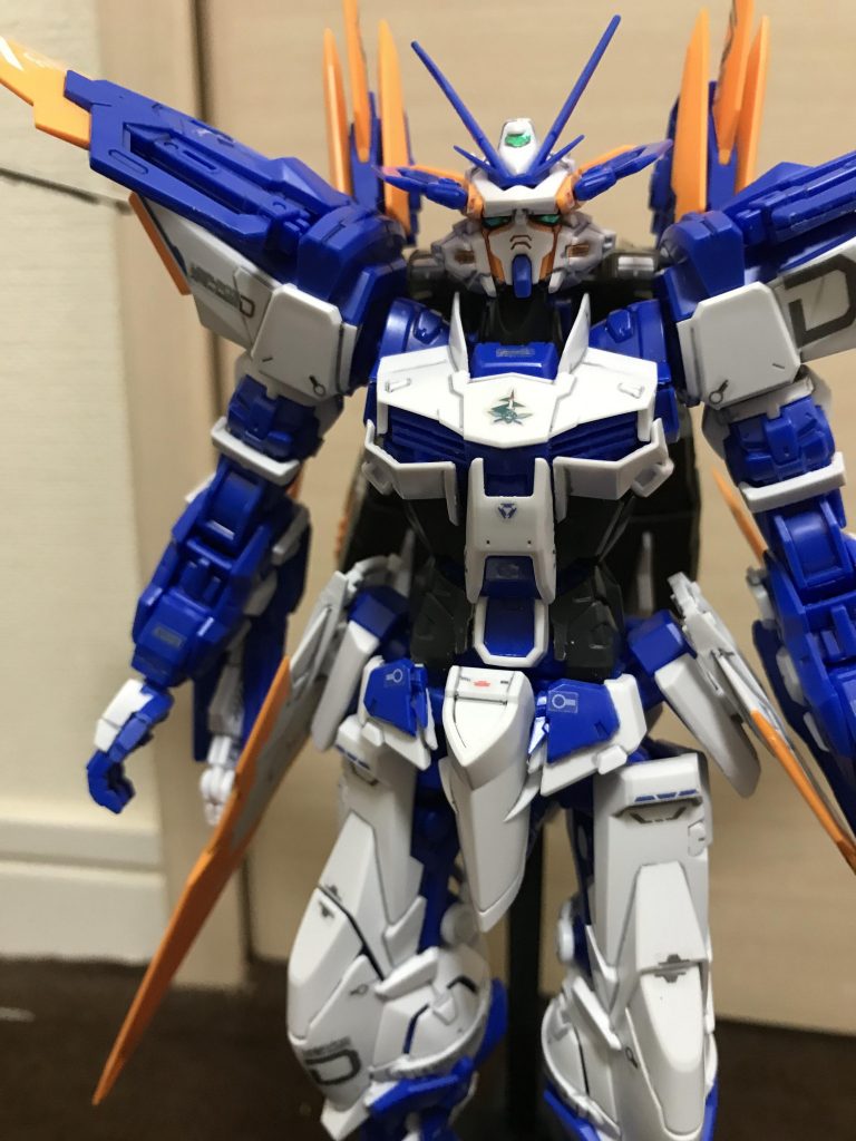 ほかに関しては足の付け根の可動足を動かす所がゆるいのでご注意を！