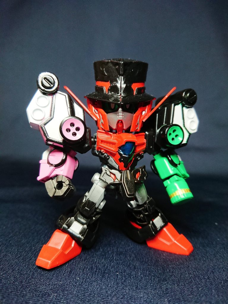 ルパパト本編にも登場した、合体時にレッドダイヤルファイターが割り込んだ変則パトカイザーもパーツ付け替えで再現できます。SDはパーツ付け替えが容易なため、戦隊ロボの換装には向いているかと思います。