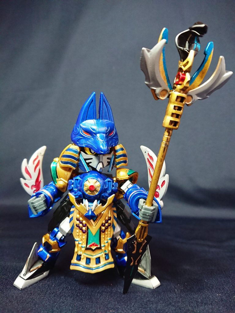 武器もそれっぽく形にしてみました。全体的に派手目ですが、塗装は楽しめました。