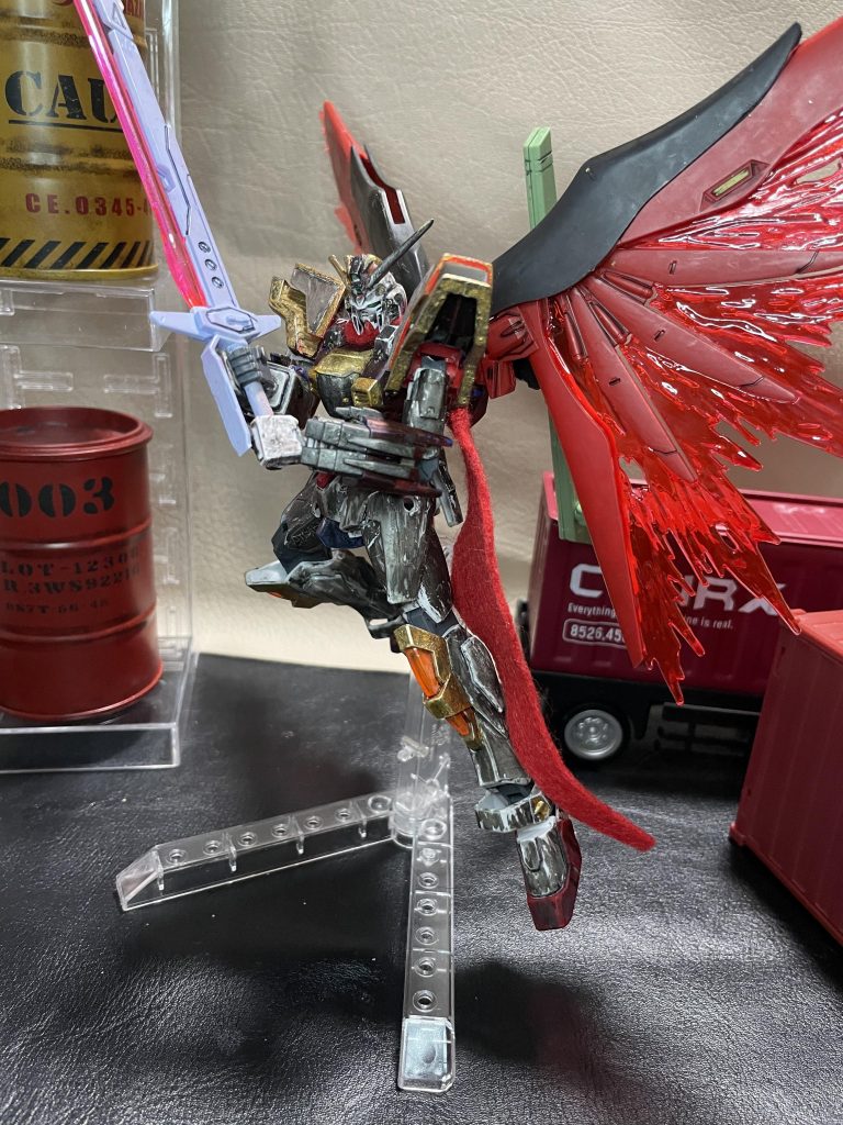 続いてMMI-714 アロンダイト ビームソードを斬りかかるゴッドガンダムBreak type-Rです😁