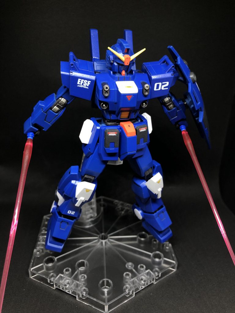 ブルーディスティニーの機体で2号機が1番好きです😌また再販してくれないかな…