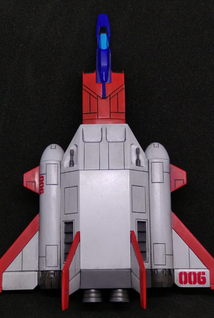 当初はベタ塗りの予定だったのですが、Mr.ウェザリングカラーでのスミ入れ中、拭き取りが伸びてウォッシングっぽくなったのが思いの外いい感じに思えたので(笑)そのまま全体にも施す事にしました。あまりやりすぎるとクドくなるかと思ったので控えめに、を心がけました。