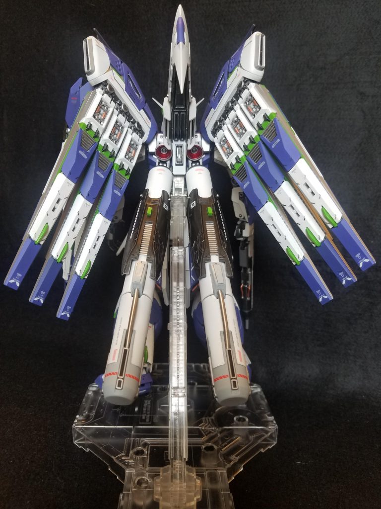 プロペラントタンクもそれっぽくディテールを加えています。それと、全体にメタルビーズを取り付けています(^-^)/