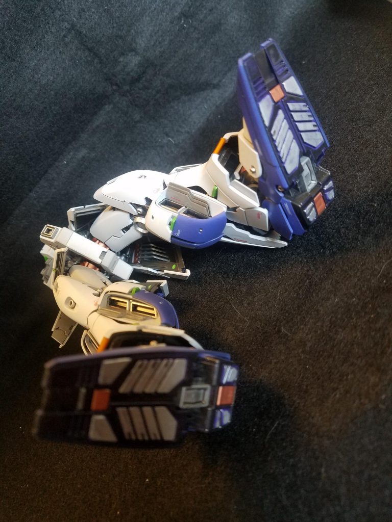 足裏も頑張って色分けしました(^-^)/オトコノ筆塗り一発仕上げです!(笑)(^-^)/