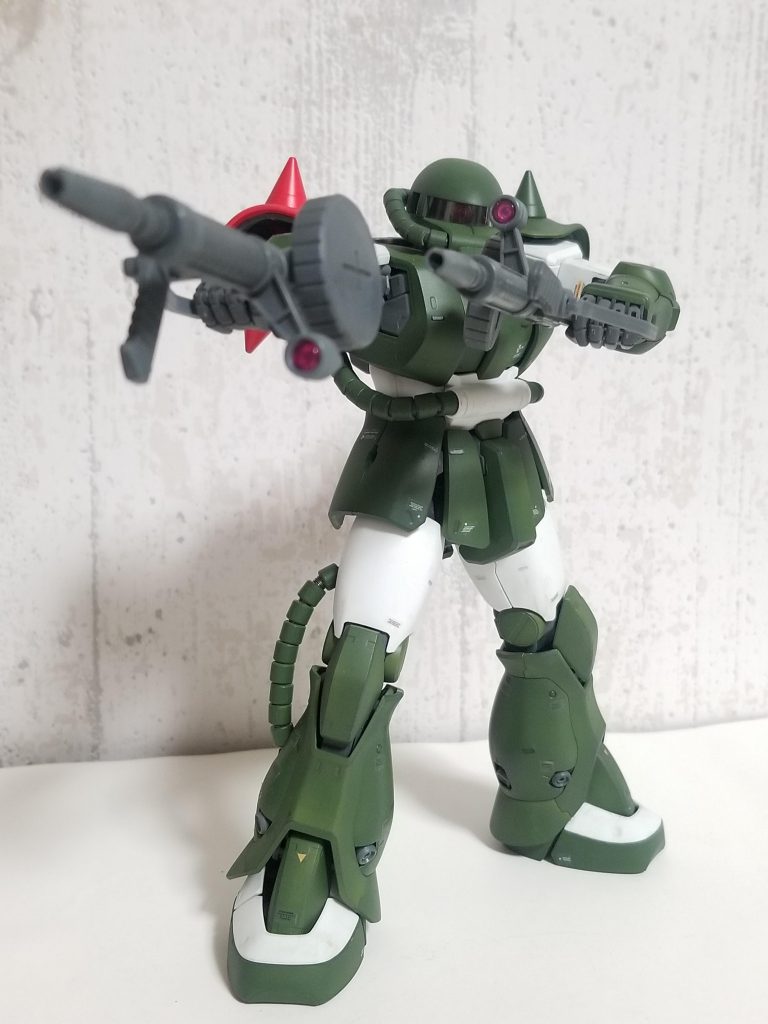 今回の目玉？はストック無しのザクマシンガンです。