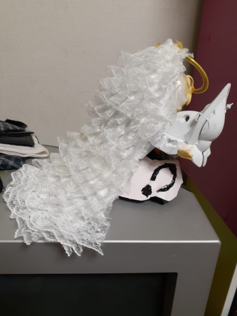 プロペラントタンク外すと、いわゆるお子様がヴェールの裾を持って歩く形式に変化します。