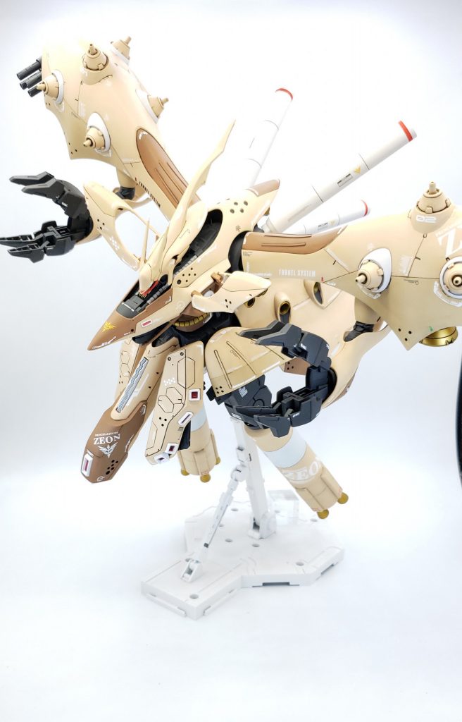 クローはラファエルガンダムから拝借して凶悪に🎵