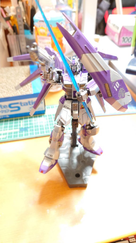 ＨＧhi-ν–3枚目/制作者：流民