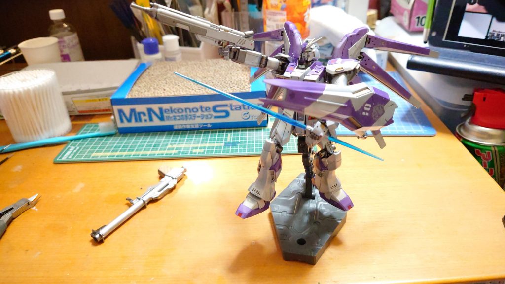 ＨＧhi-ν–2枚目/制作者：流民