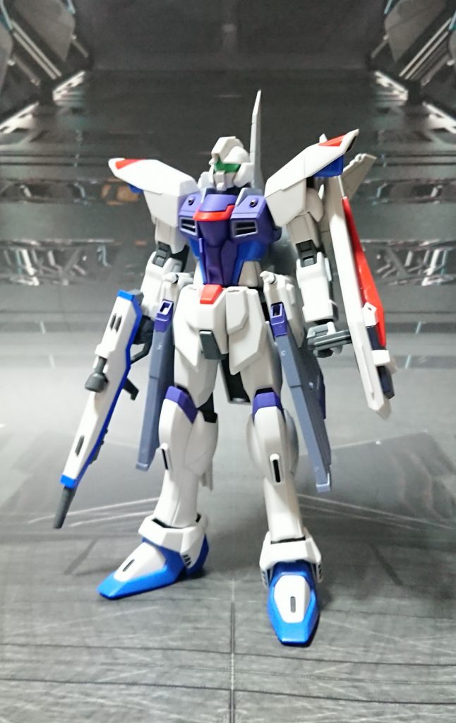 フリーダムジムを前から。