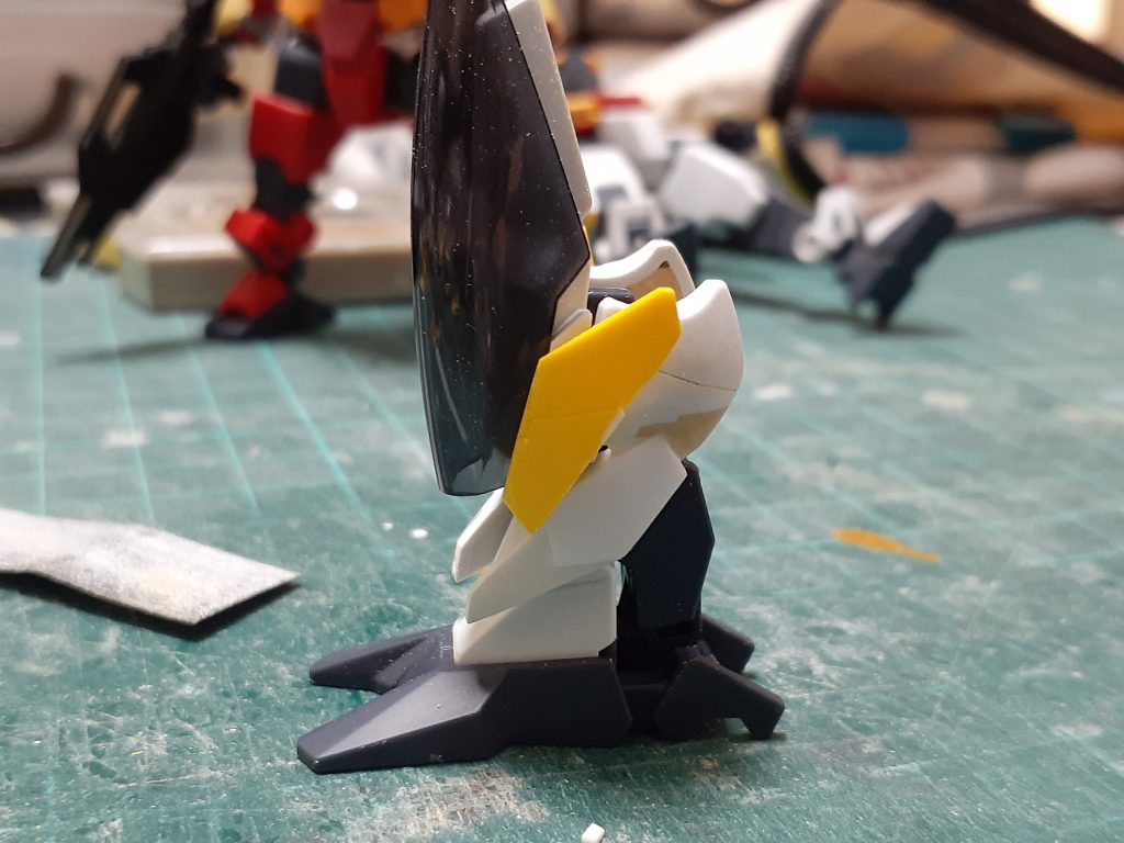 アーマーは脚だけ短縮してますバランスの調整が難しかった