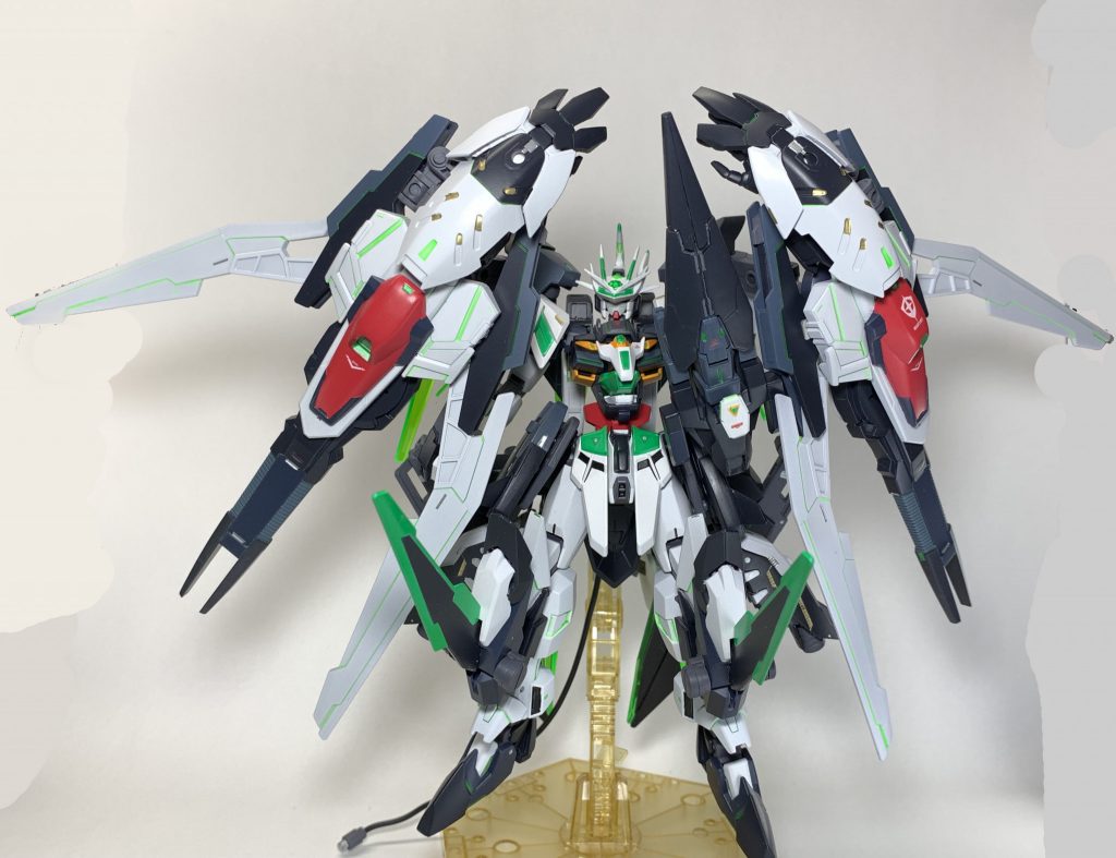 イージスポジションバインダーの機能を防御力に振り切り、電磁装甲と内蔵された小型「ギガンテスの盾」を展開することで、防御対象を守り抜くための鉄壁の防御形態となります。ただし、防御用にエネルギーを回す都合、運動・機動性は大幅低下し、攻撃力もＣファンネルに頼ることになるため、ヴェイガンギア・シド級の陽電子砲砲撃やフォトンリングレイ相当の攻撃への防御以外ではほぼ使用されないポジションとなっています。