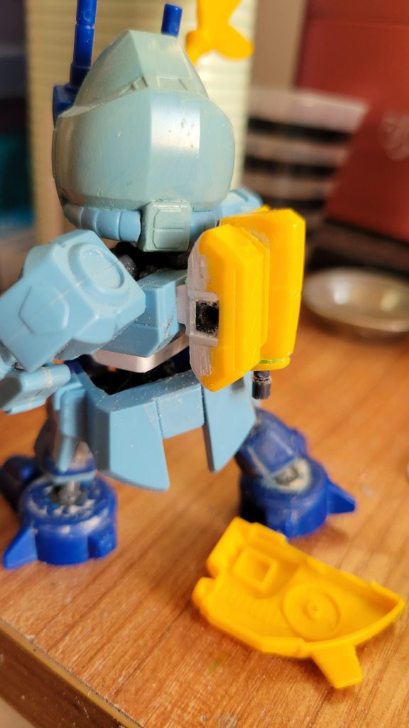 將背部連接位置改造後不會阻擋腰部活動性