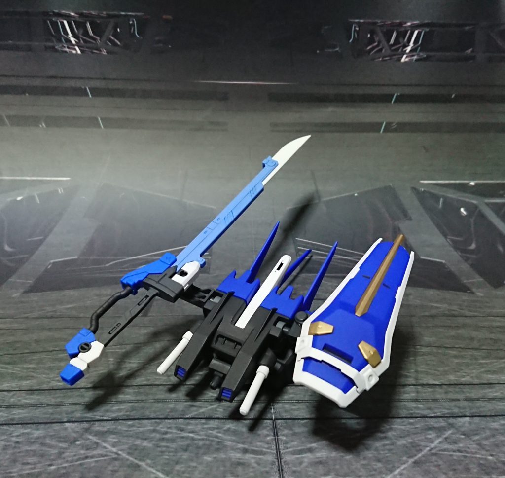 ストライカーパック。対艦刀はRGスカイグラスパー付属のものです。名前は、″エール(Aile)+″k″で、″k-Aile(カイル)″、カイルストライカーと称します。
