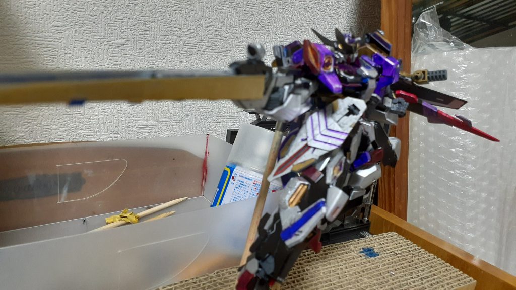 GNライフル兼サーベル(金色のやつ)