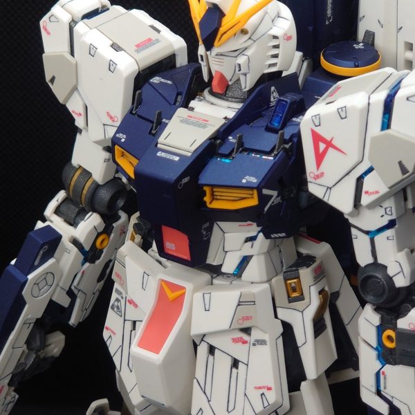 νガンダム トリコロールカラー