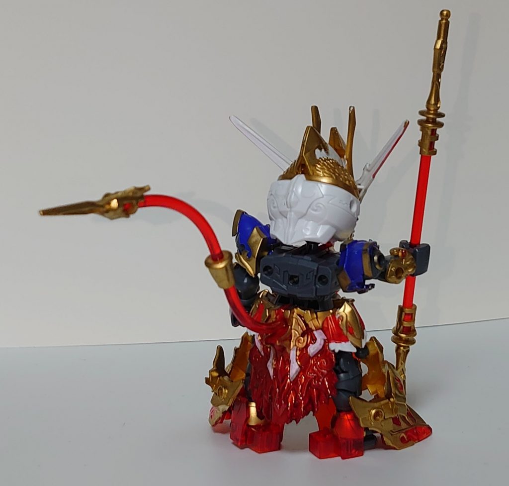 相変わらず詰めの甘い背面…リアアーマーはほぼマーカー塗装です。濃くなってしまったけど、これも味だと楽しんでます。