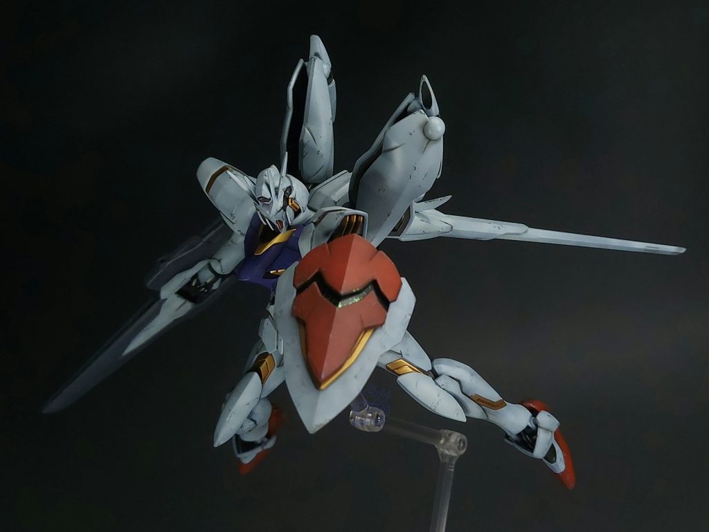 ガンダムレギルス–3枚目/制作者：Moki Plamo