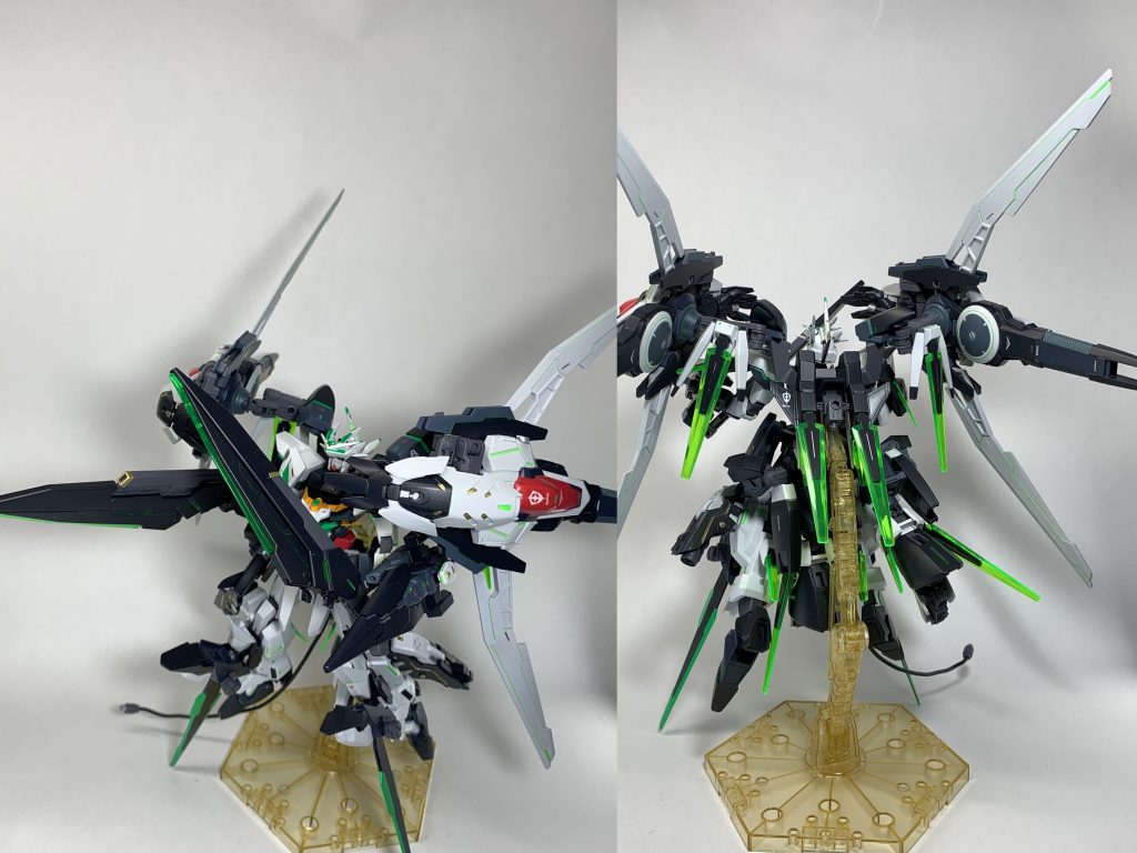 マニューバポジション高機動形態となるこの状態では、バインダーの機能を斥力推進器及び慣性制御ユニットとして使用し、全身の光波スラスターやビームドライブユニットと合わせた圧倒的な機動力で敵機を翻弄するAGE-2やAGE-3オービタルの特性を持ちます。