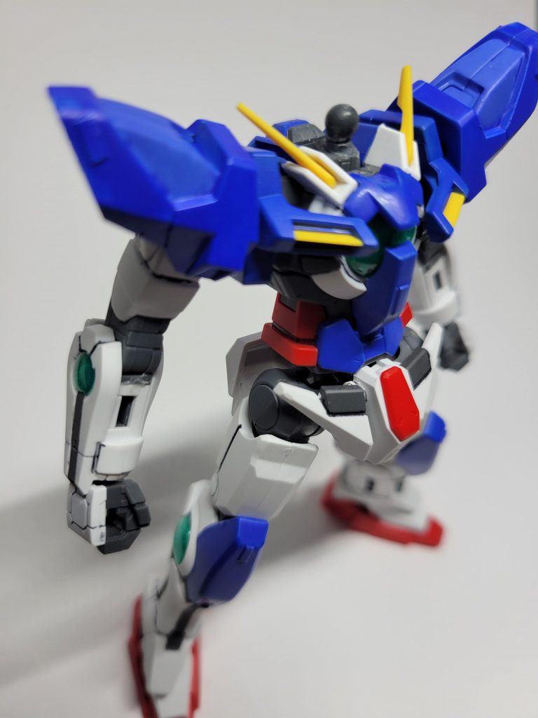 改修ポイントは主に首の延長、肘関節と又関節の移植でした。肘関節はウイングゼロ、又関節は00の物を使用しています。