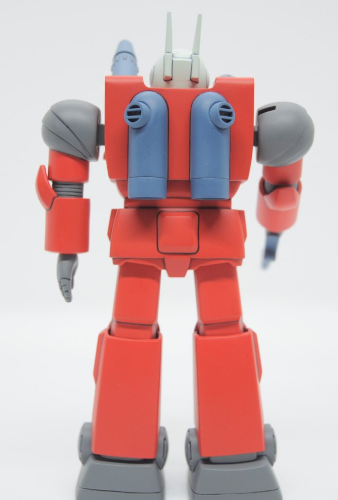 背面エアダクトと噴射ノズルだけ別パーツにするよりブルーのパーツ全体別パーツにしてくれたほうが塗装楽なのにと思うのはHG世代の性