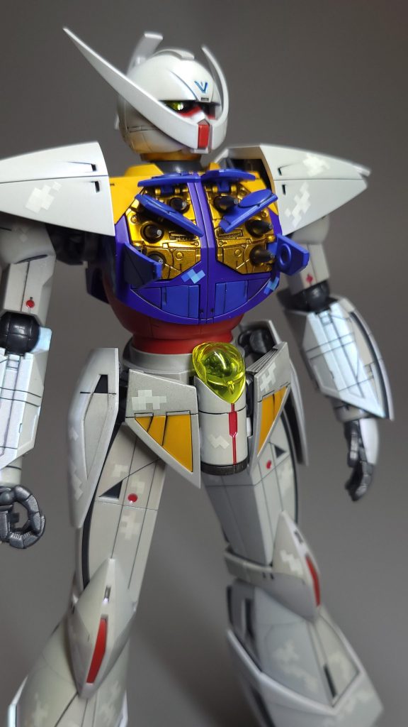 マルチパーパスサイロは展開可能で内部にミサイルを収納しています。