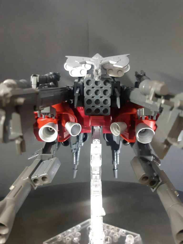 バズーカの予備マガジンも4つ。ちょっと重箱みたい。