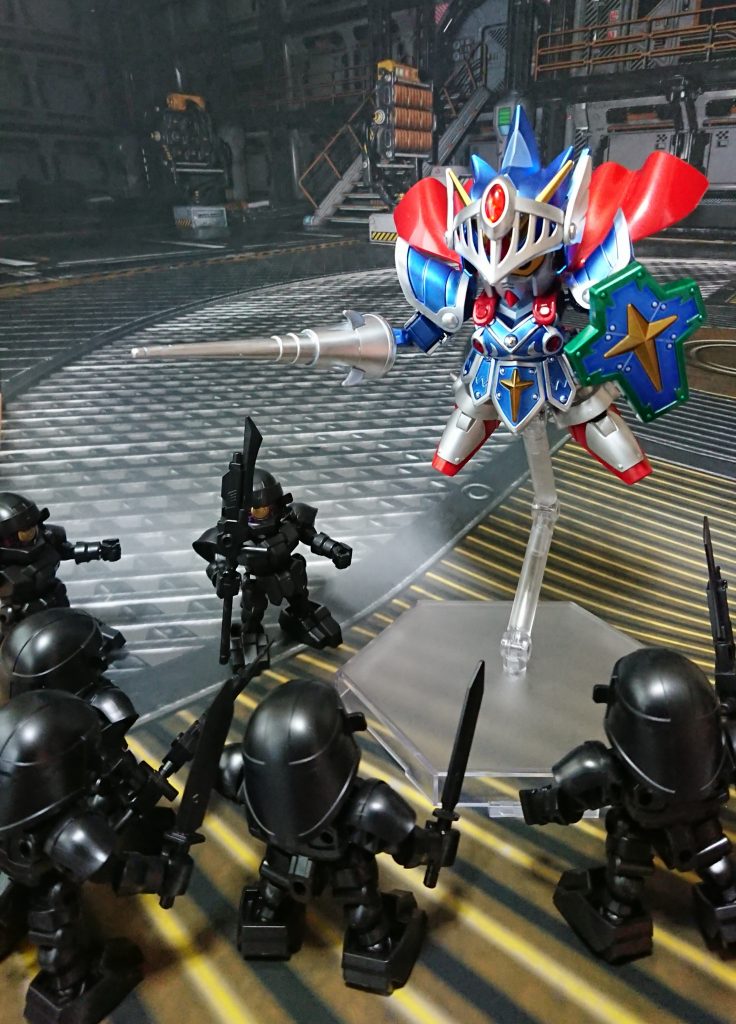 ″BUG″との戦闘に突入。