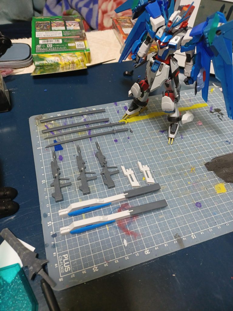 また武器をこれだけ詰めたのでかなり満足していますw(こいつ武器全く塗装してないな)
