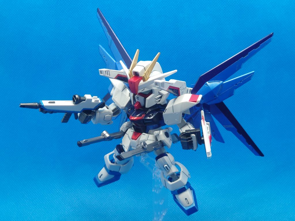 いつも通りのメタリックカラーで統一。