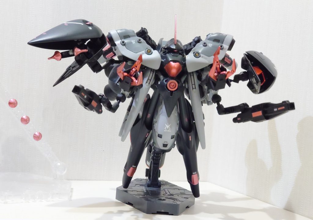 今年からガンプラ初めてようやく3体目です。来年も皆さんの作品に触発されつつ自分なりに楽しめたらいいなと思います♪