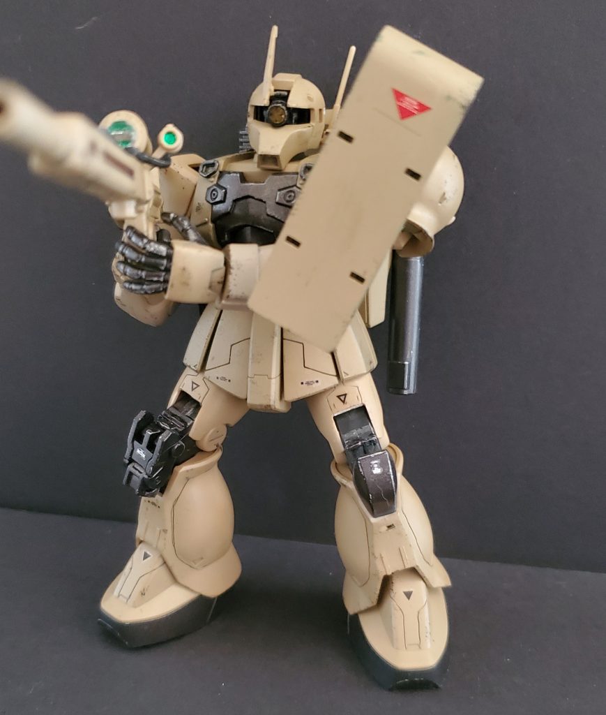 狙撃中は動けないため、シールドを追加することで逆に攻撃を受けたときのダメージを軽減すというのがコンセプトです。