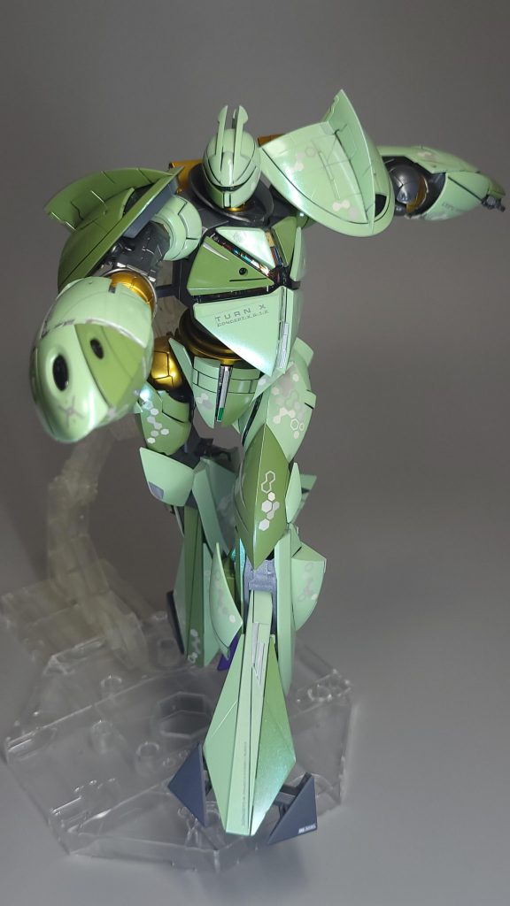 スモーたちに金縛りにされるターンX数ある名場面の中でもこのシーンが1番好きです。「ユニバァァァァス!!」