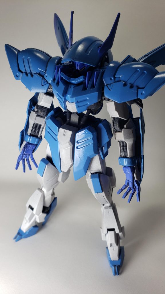 フードを被ったようにして、めぅめぅ