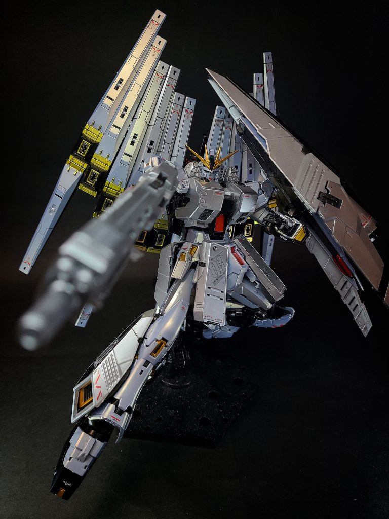 νガンダム ダブル・フィン・ファンネル装備型プラモデル「1/144 νガンダム フィン・ファンネル装備型」組立説明書に登場し、その後『CCA-MSV』に分類されている