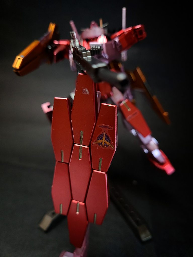 メメントモリ破壊任務アロウズが軌道エレベーター上に設置した巨大衛星兵器メメント・モリに対しCBが行った破壊ミッション。ダブルオーがMS隊を撹乱、ケルディムはプトレマイオス2のMSデッキ上からシールドビットを用いてトレミーの防御を担当、更にトレミーとセラヴィーの砲撃で露になったメメントモリの弱点である｢電磁場光共振部｣を打ち抜いてトドメを刺した。