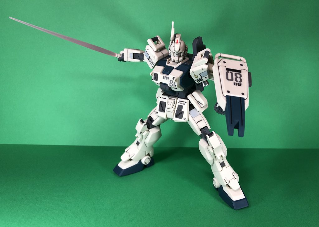 サーベル抜いてもかっこいいですね、ちなみに今回サーベルも艶消ししてみて案外光を拾ってボヤッとするのがなかなか好みだったので今後もサーベルは艶消しにしたいです