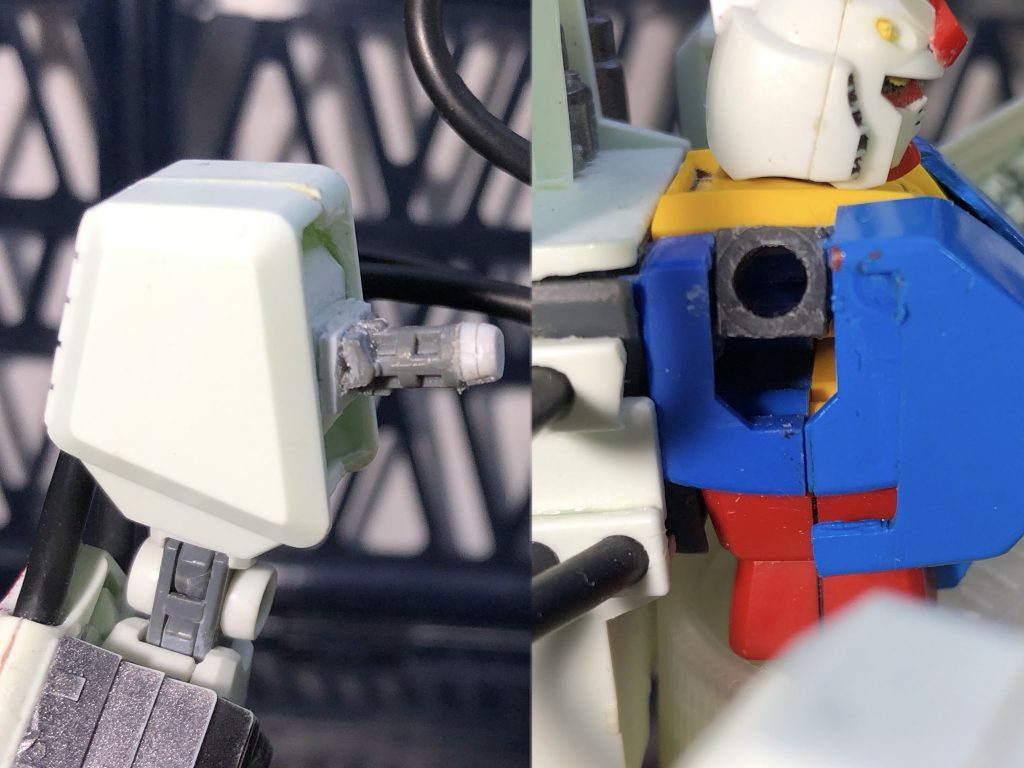 肩のポリキャップはwave製の『PC-04』を組み込み、腕部側のボールジョイントは切り落として『HGUC RX-105 Ξガンダム(ゲーム版仕様)』の制作の際に使わなくなったフライトモード用パーツを加工して接着しています。