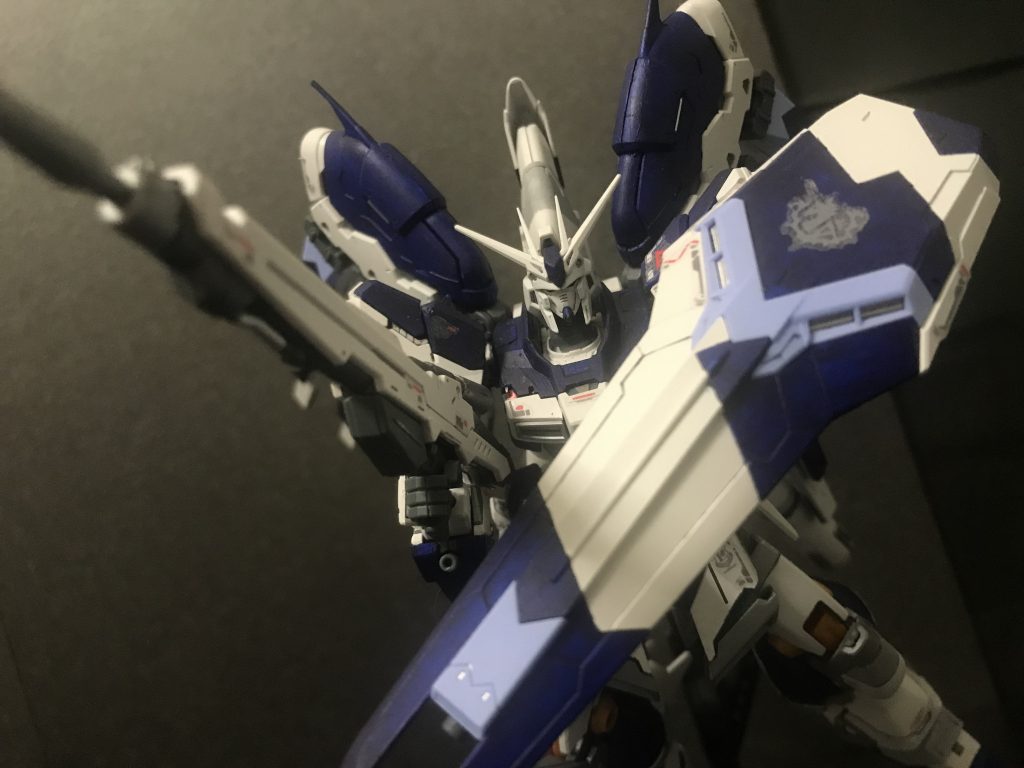 ビームライフル!連射&単発どちらも行けるスグレモノνガンダムのライフルも行けますね!