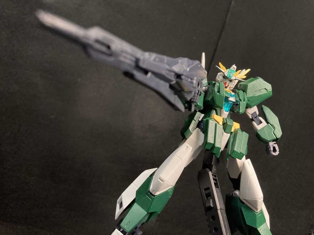 射撃音がプスゥィーってなりそうなスナイパーライフルで