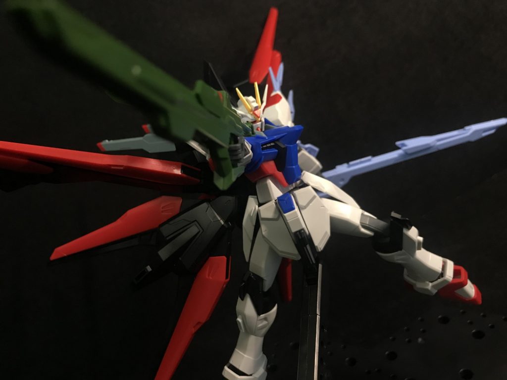 顔がちょっとあれですよね……ストフリからの受け継ぎ……